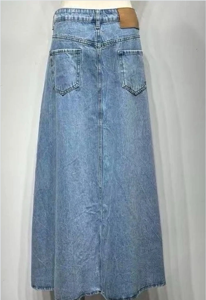 Jupe Longue en Jean à Boutons